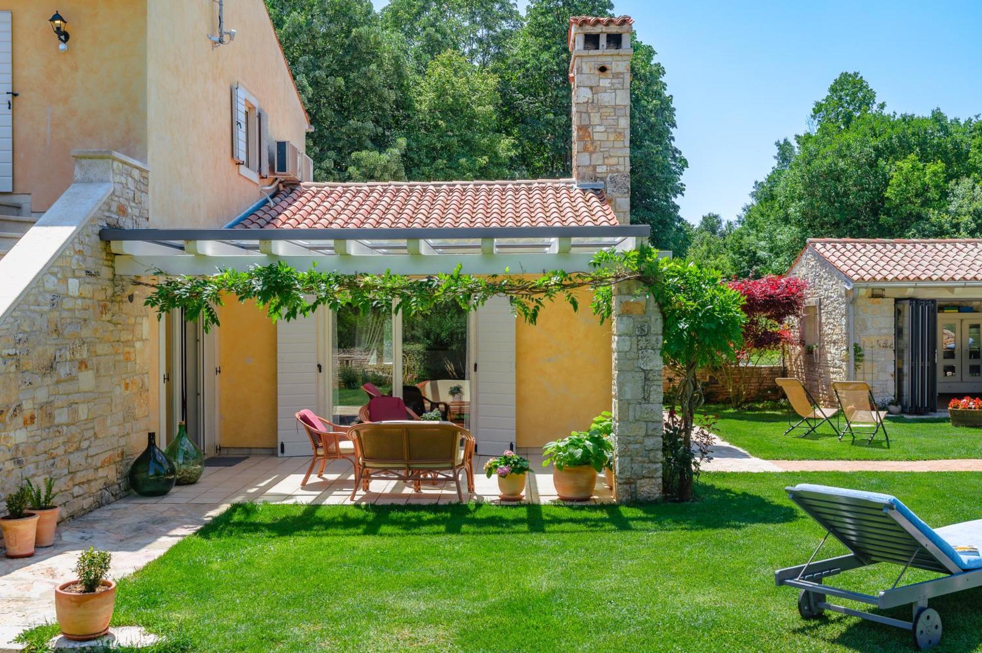 Villa Lipa Krnica Exterior photo